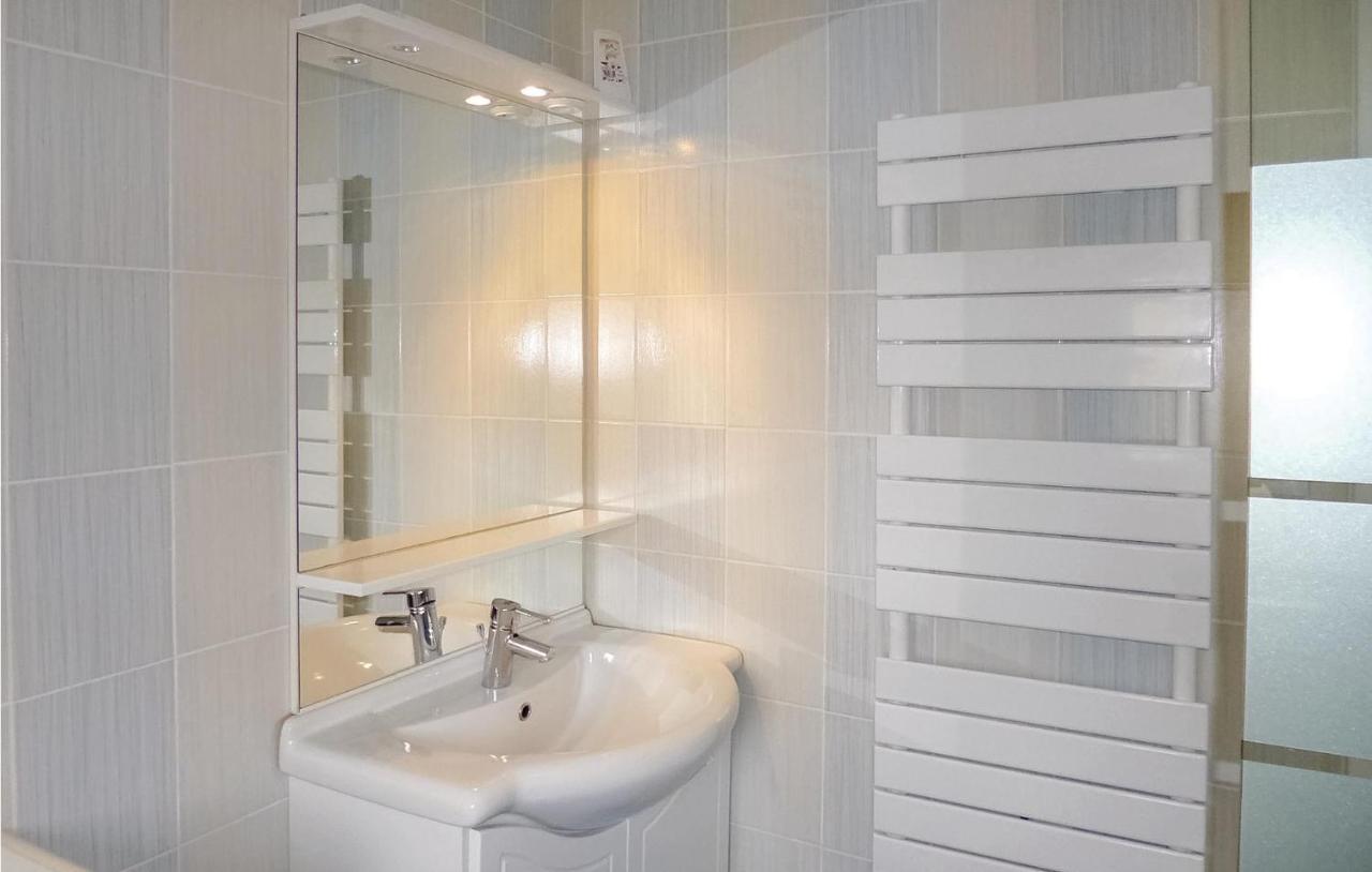 Stunning Home In St, Marcouf De Lisle With Wifi Saint-Marcouf Ngoại thất bức ảnh
